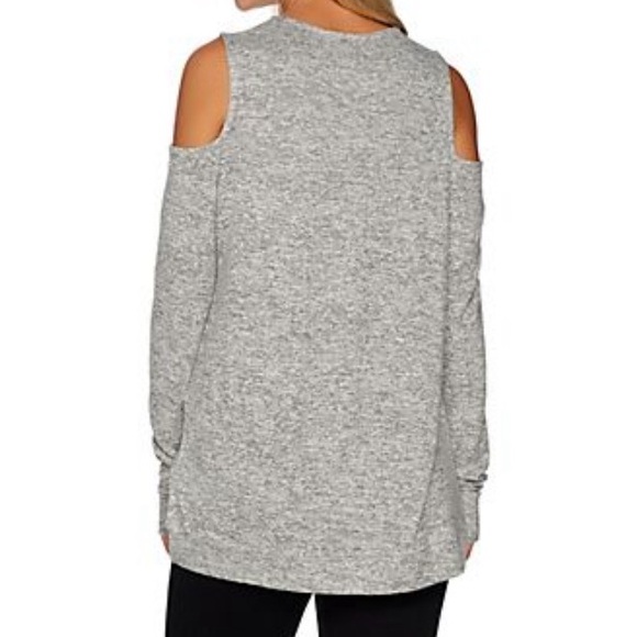 AnyBody Brushed Hacci Cold-Shoulder Top. Gray. Size 2X. - Picture 2 of 12